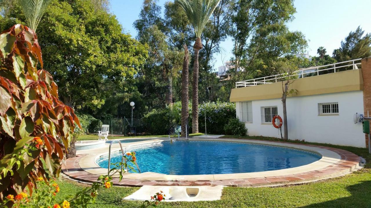Palmeras Del Golf Benalmádena Exterior photo
