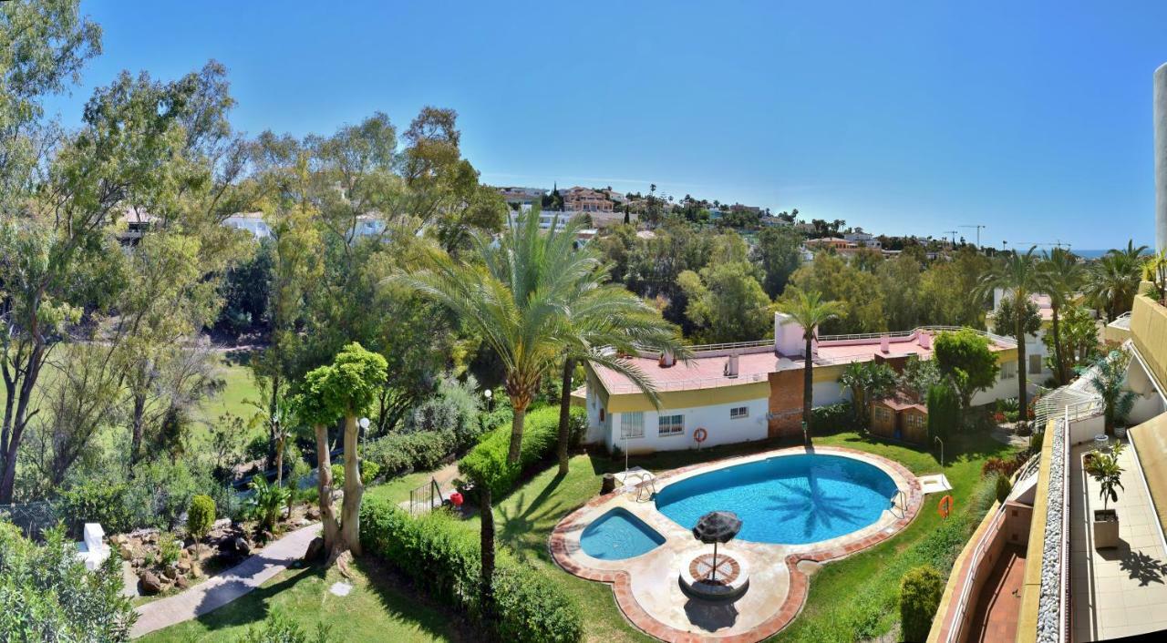 Palmeras Del Golf Benalmádena Exterior photo