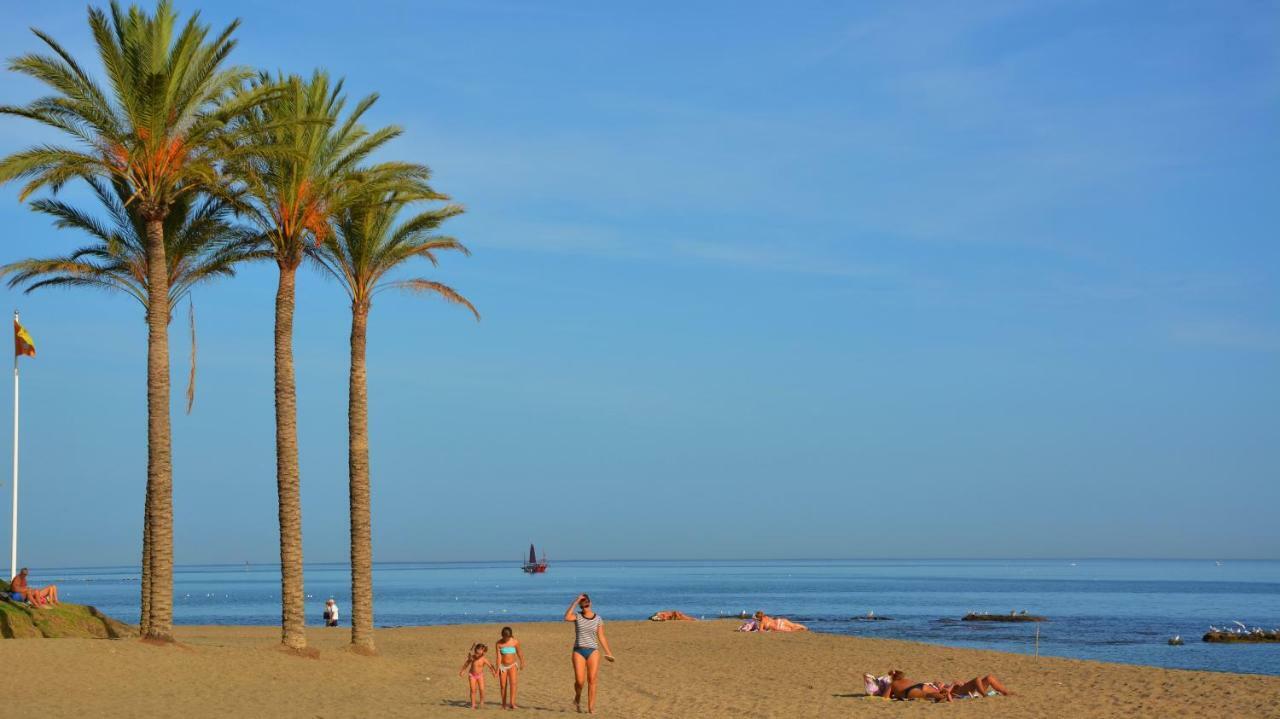 Palmeras Del Golf Benalmádena Exterior photo