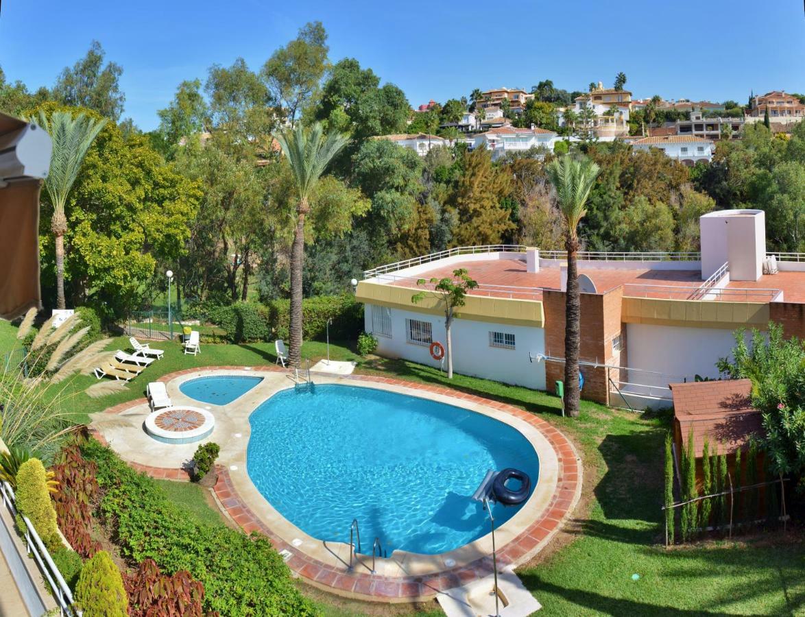 Palmeras Del Golf Benalmádena Exterior photo