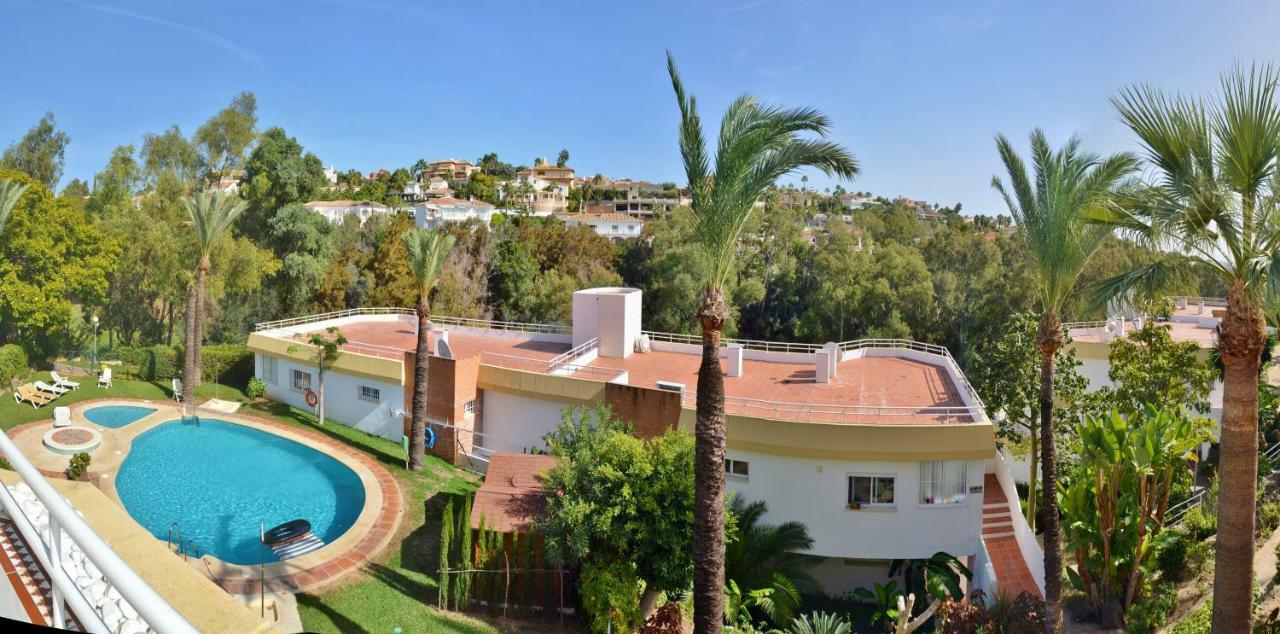 Palmeras Del Golf Benalmádena Exterior photo